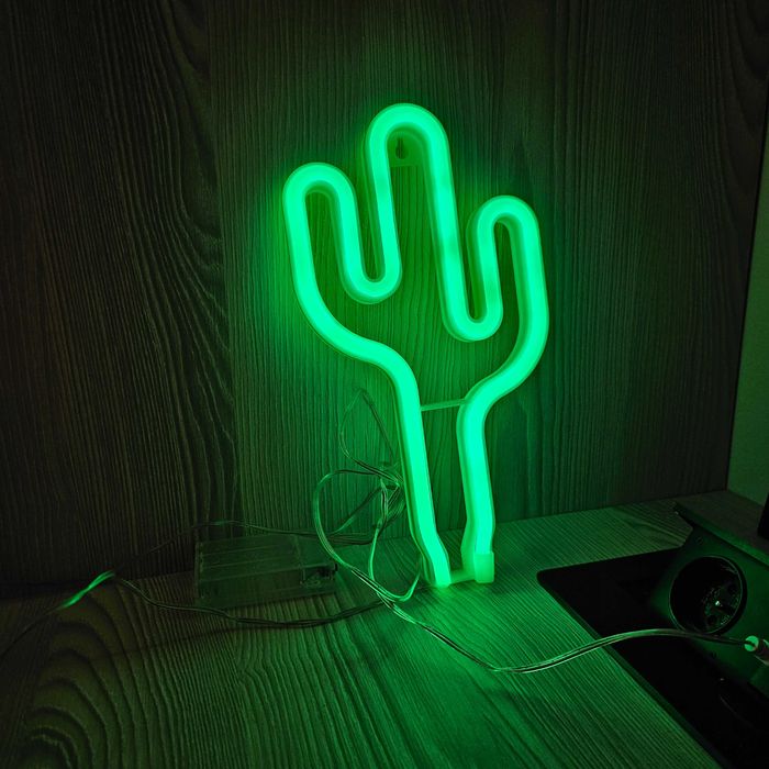 neon LED kaktus USB/ Baterie