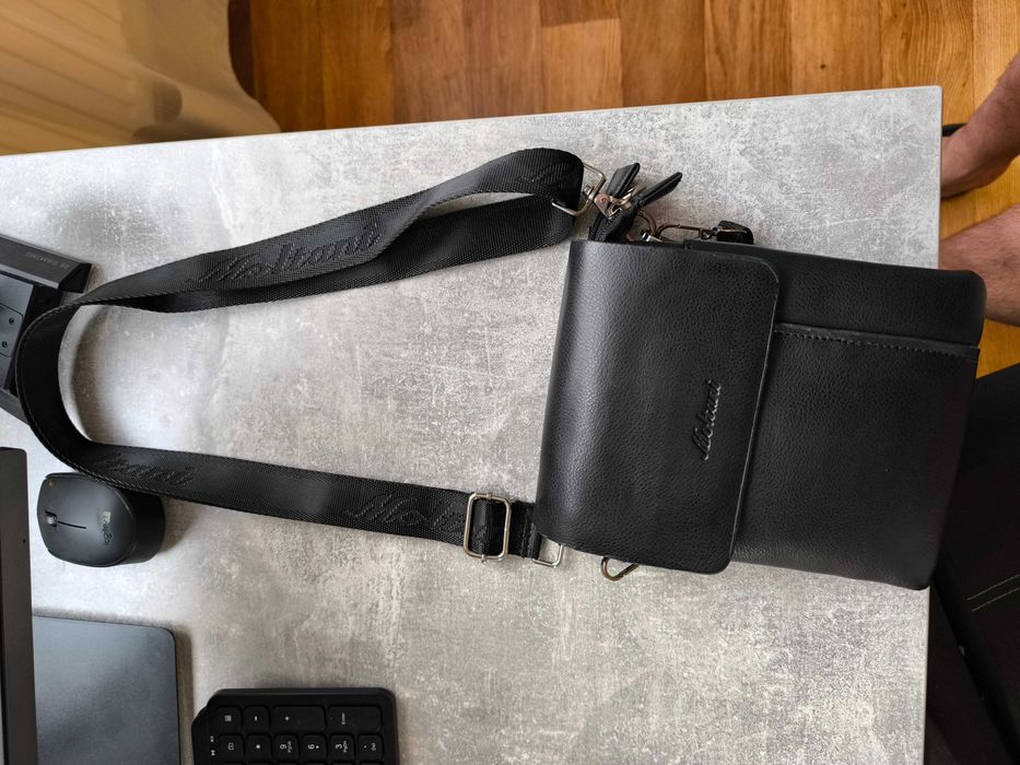 Продам б\у сумку для носіння через плече зі шкір.зама