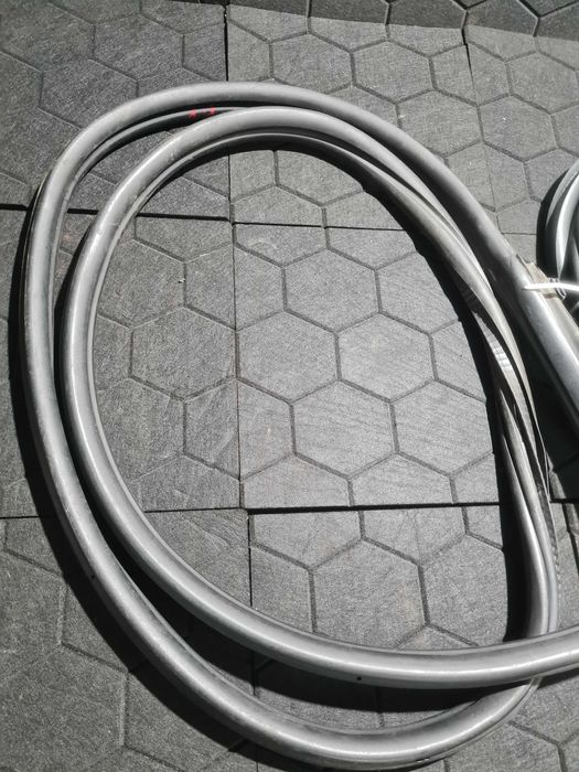 Porsche 911 4S 996 uszczelka karoseryjna przód lewa prawa