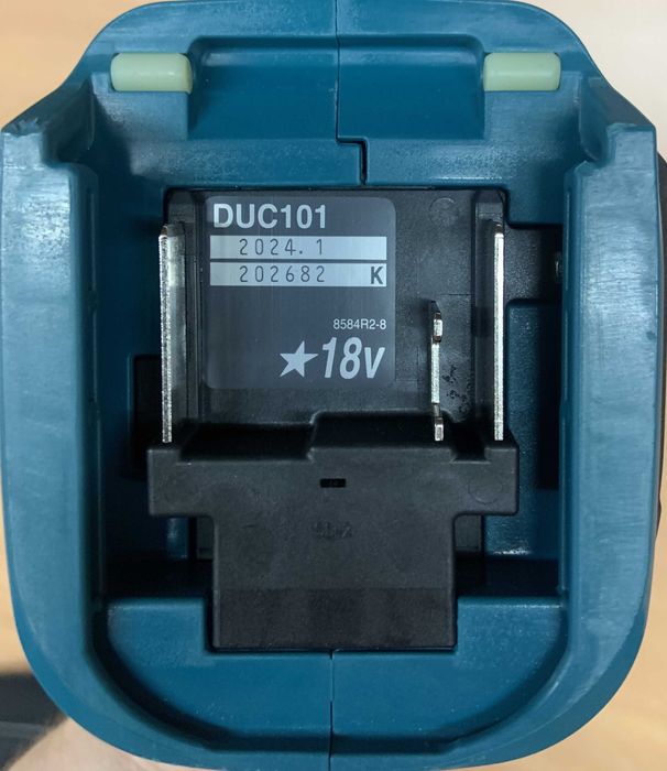 Акумуляторна пила-гілкоріз Makita DUC101