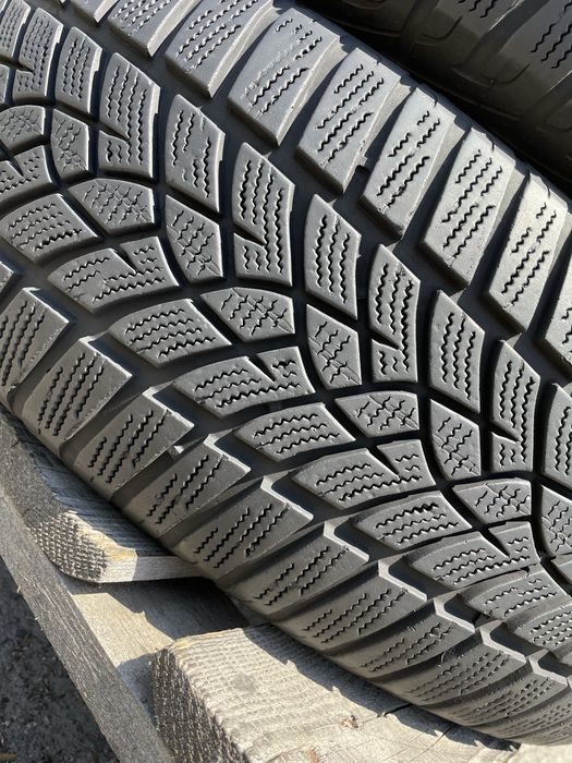 215/65 R16 Goodyear Ultra Grip performance / 2шт./ 2024 рік./ зима
