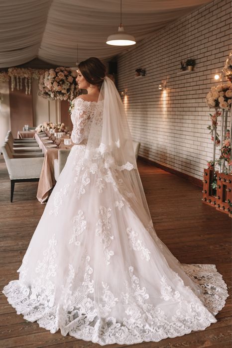 Suknia ślubna w świetnym stanie