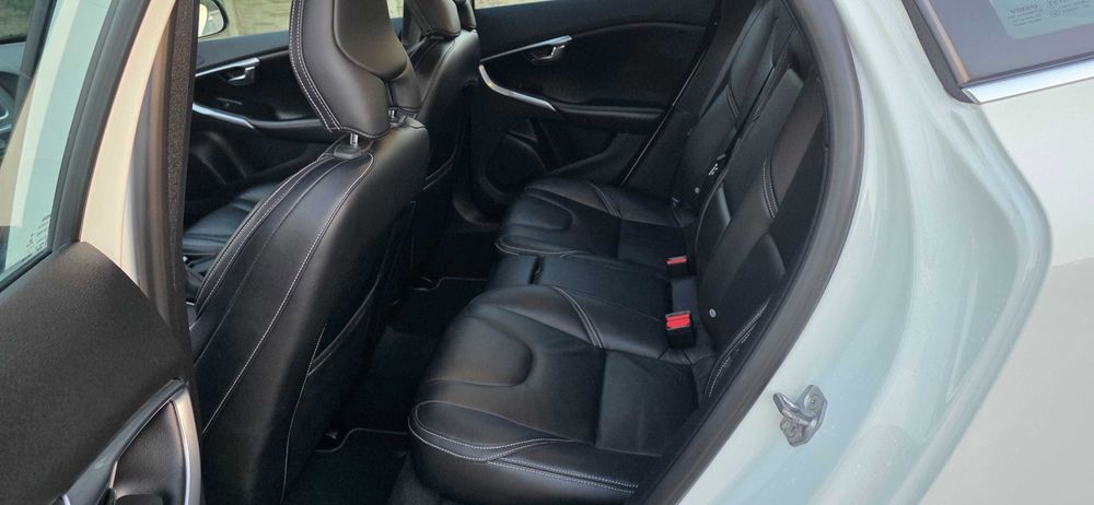 Volvo V40 D4 2.0D 190KM 2015r AUTOMAT