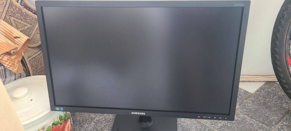 Монітор samsung s24e650