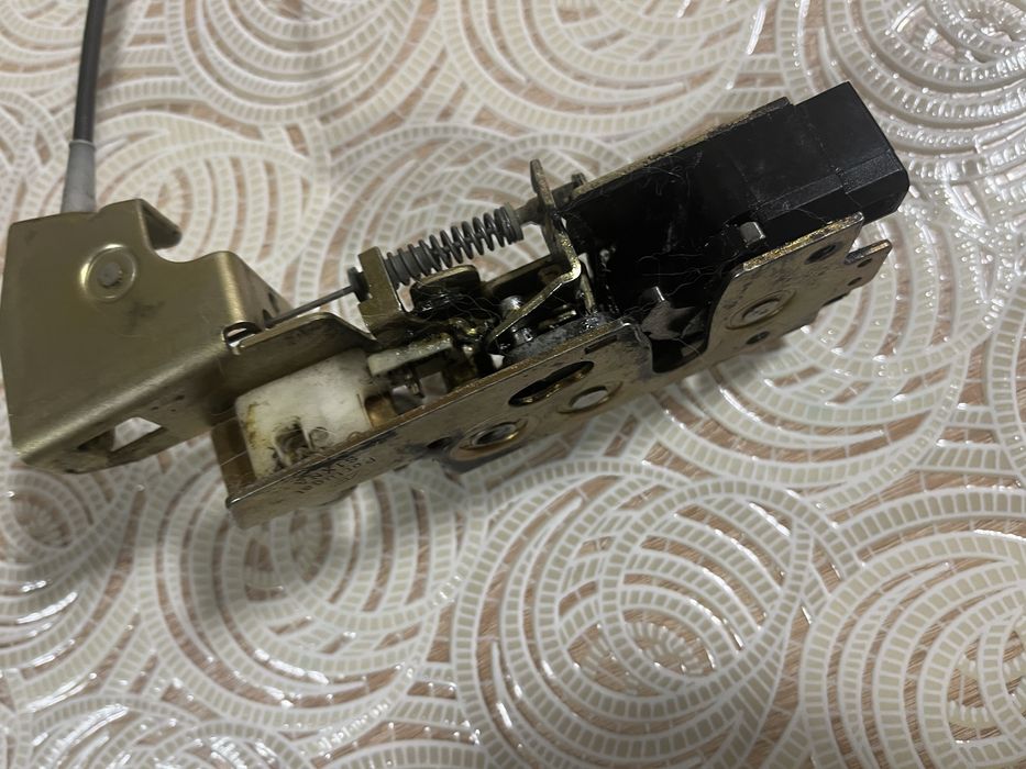 Замок volkswagen sharan