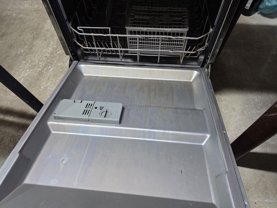 Посудомийна машина Hansa ZIM635PH посудомойка