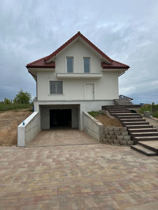 Kompleksowe układanie kostki brukowej, odwodnienia, drenaże