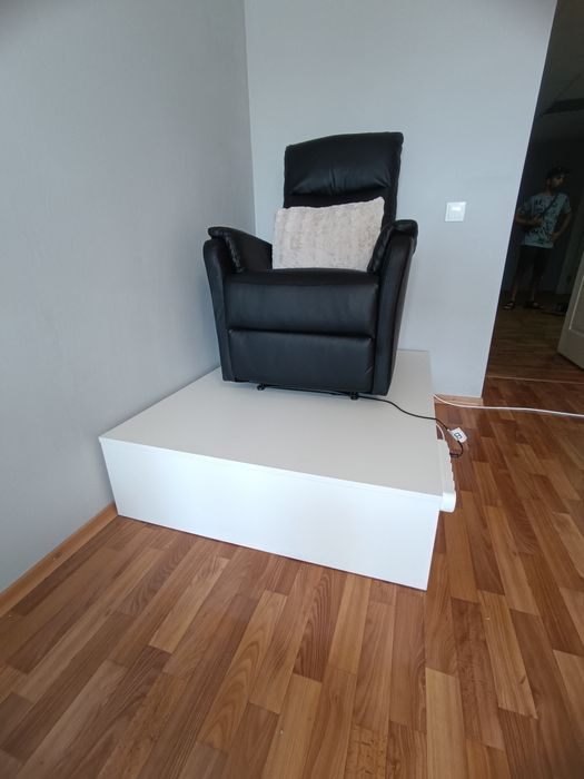 Подіум для педикюру