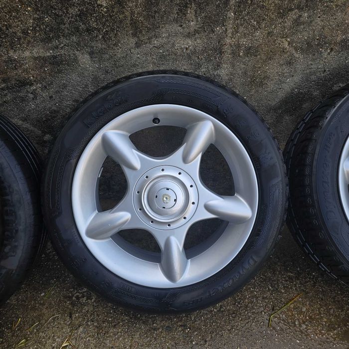 Jantes originais mini com pneus