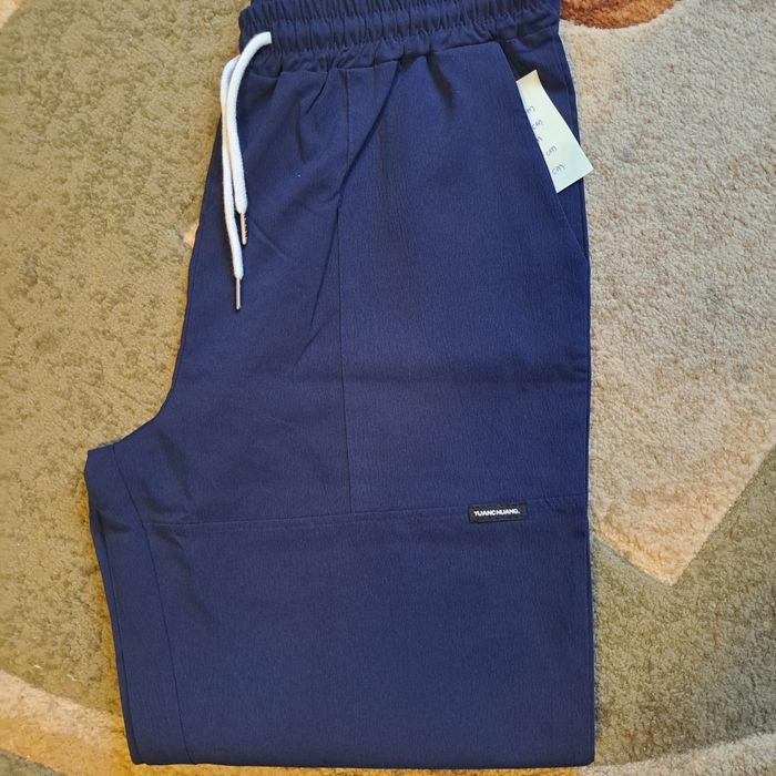 Spodnie dresowe granat 46