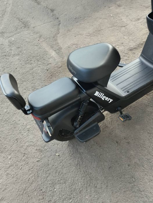 Продам електроскутер Billgery
