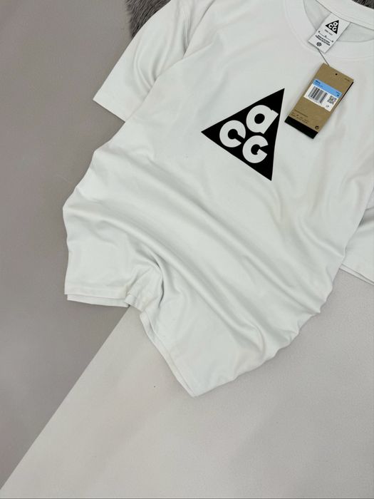 Нова футболка Nike ACG в розмірах
