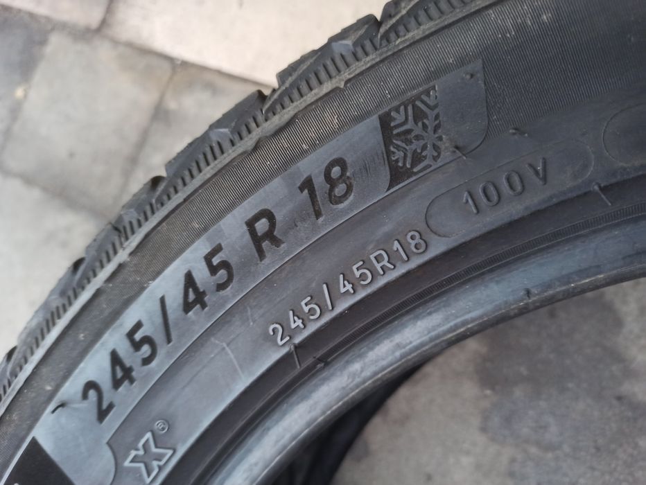 Зимняя резина 245/45 R18 Michelin Pilot Alpin 5