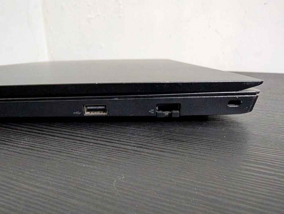 Portatil Lenovo Thinkpad E15 I3-10110U 8GB 256GB