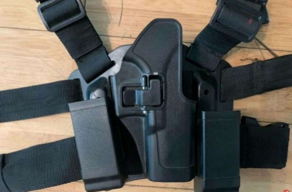 Kabura udowa Glock 17/19 + 2 ładownice Asg Airsoft