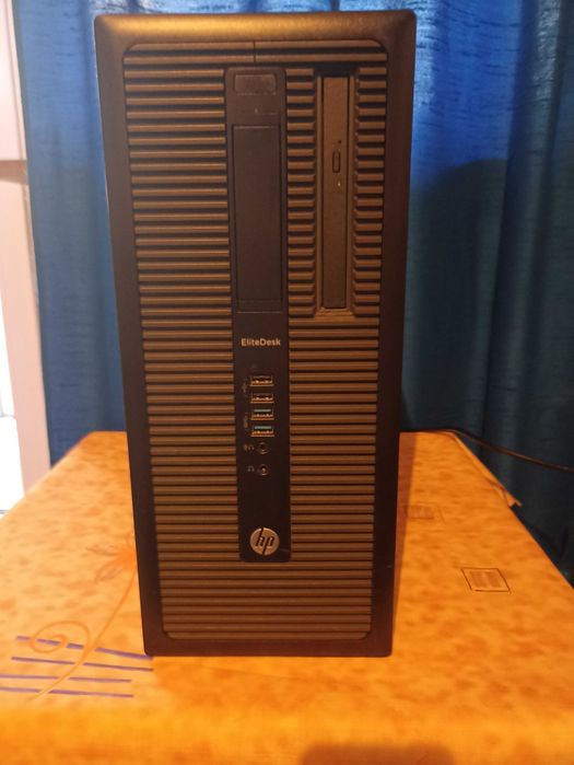 Obudowa PC HP z płytą główną procesorem pamięcią DDR i z zasilaczem