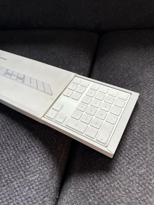 Apple Magic Keyboard A1843 - rosyjski uklad