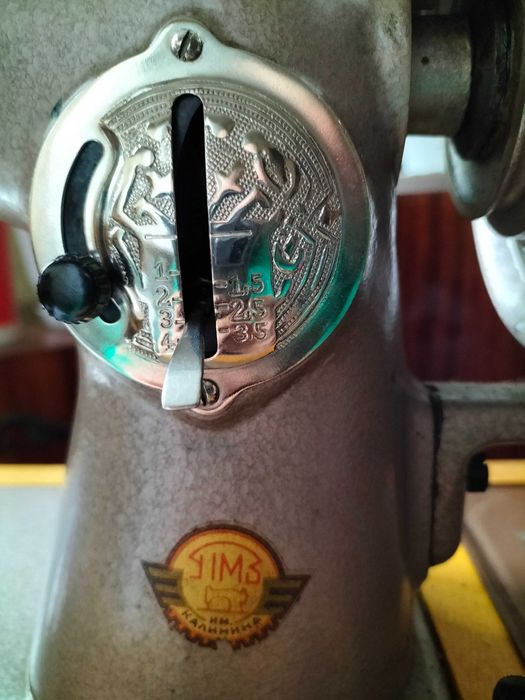 Продам Швейну машинку