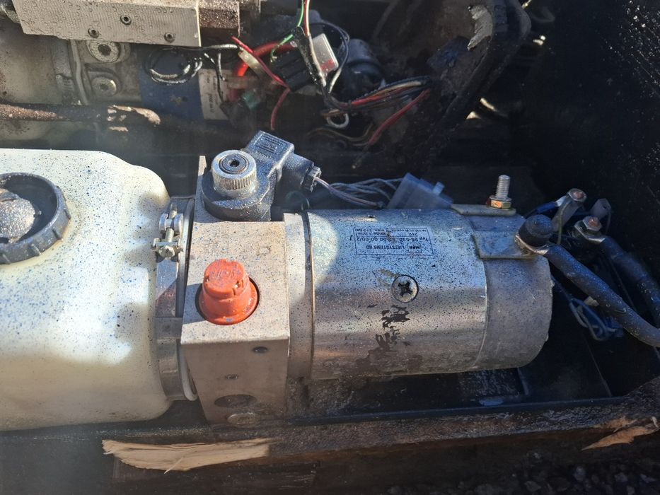 Pompa elktropompa hydraulika wywrotki najazdy