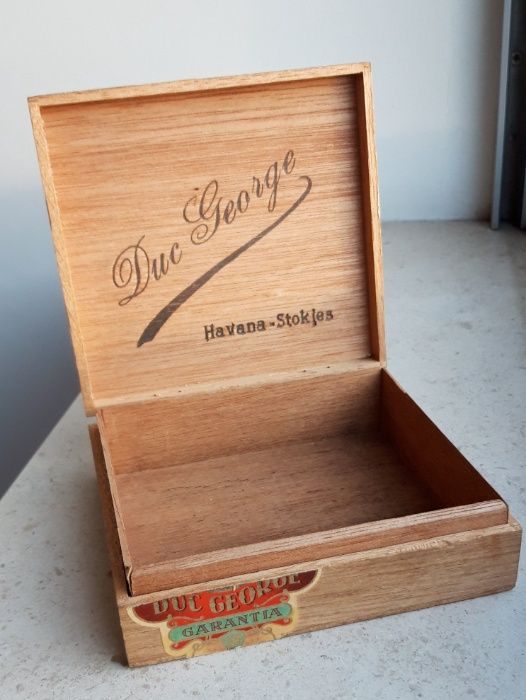 Caixa de charutos/cigarrilhas Duc George (Cuba)
