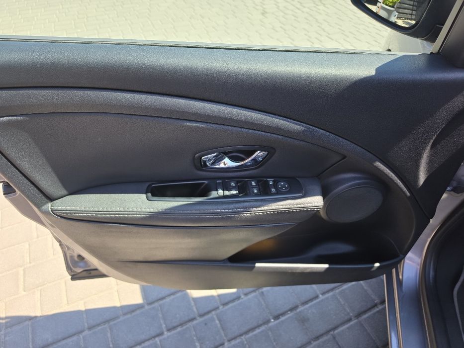 Продам Renault Fluence