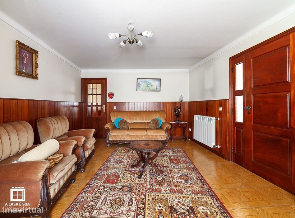 Excelente moradia T3 com terreno de 2.979 m2 em Avanca - Exclusivo