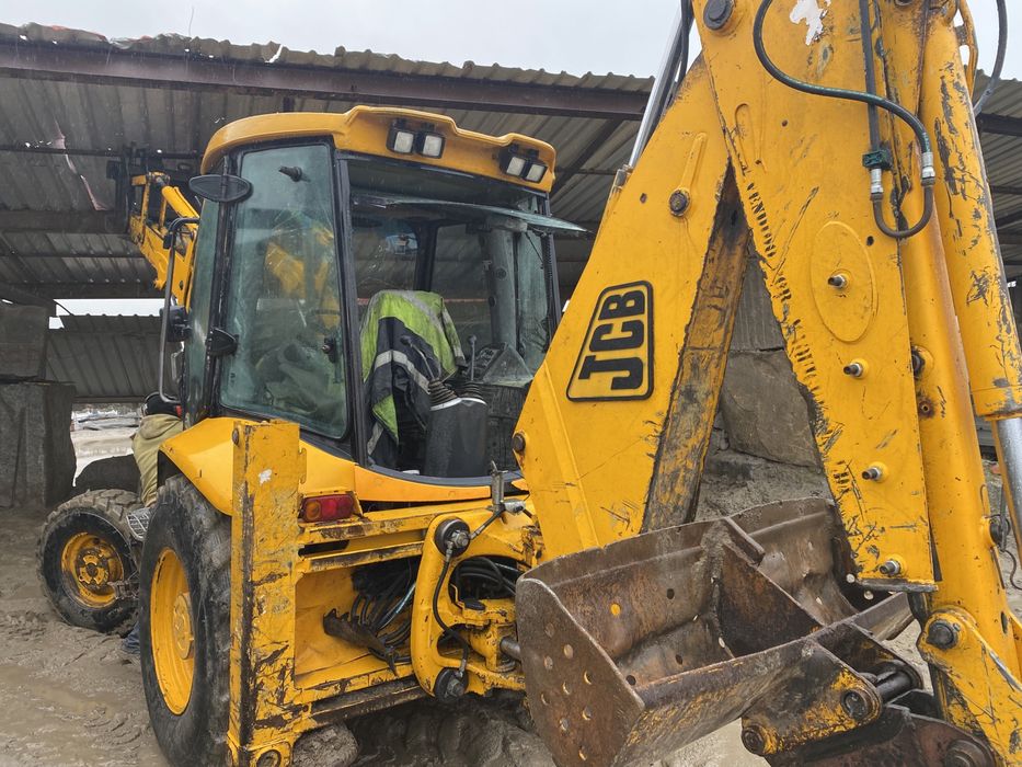 Retro escavadora jcb lança estensivel , com traçao