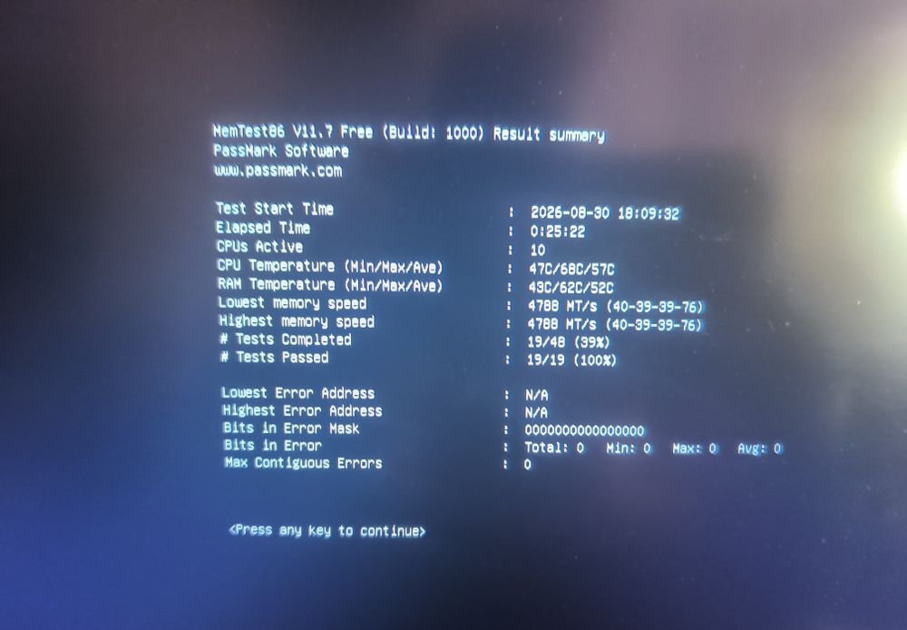Оперативна пам'ять SK Hynix 16 GB DDR5 4800 MHz SO-DIMM