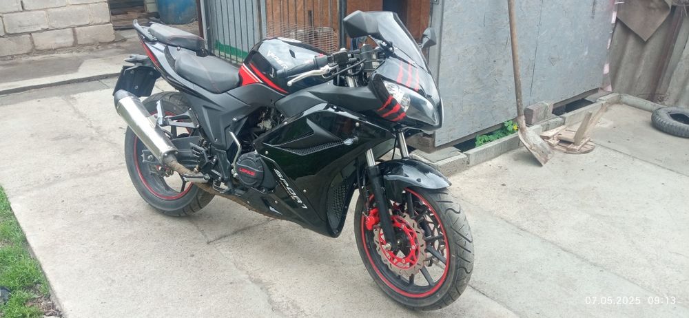 Спорт байк Viper f2