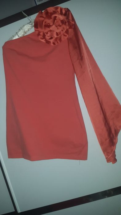 Elegancka bluzka z kwiatem rozm. M