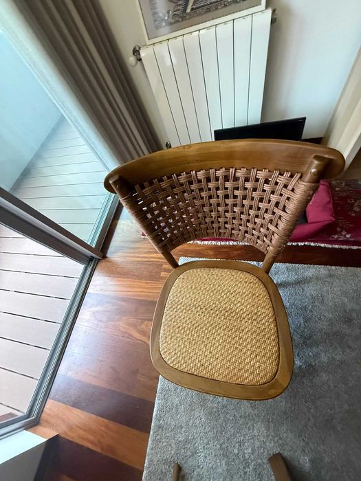 Mesa de sala + 4 cadeiras