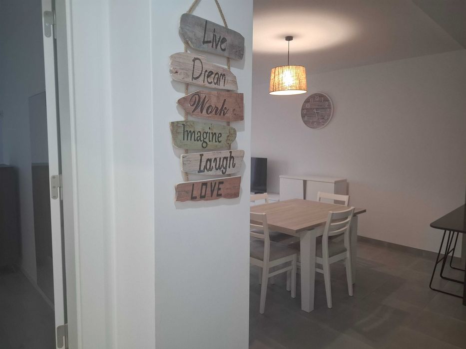 Apartamento Armação de Pêra  alugo ao ano