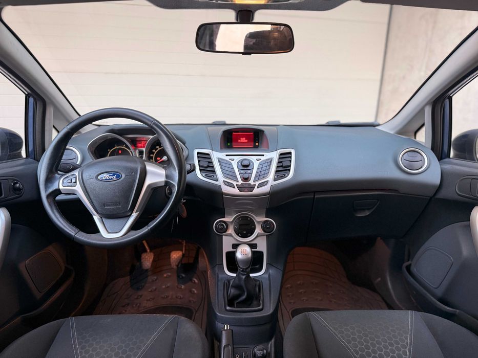 Ford Fiesta 1.25 Titanium - Desde 53€/mês;