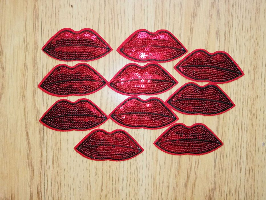 Lote 9 Remendos / Patch Lábios Lantejoulas