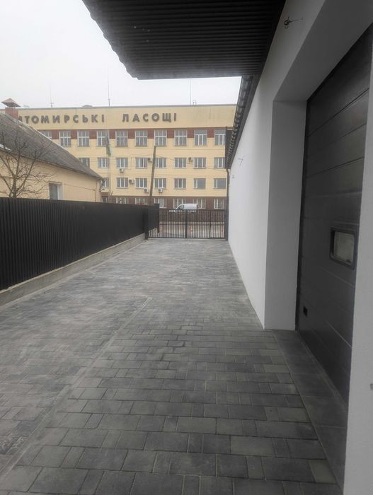 Комерційне приміщення на вул. Миколи Сціборського 33, площа 410 кв.м