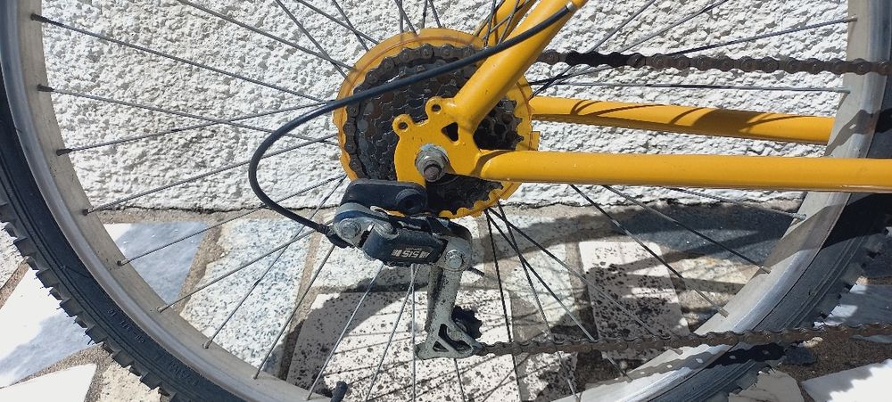 Bicicleta shimano roda 26