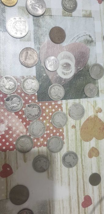 Moedas antigas de vários países !!!