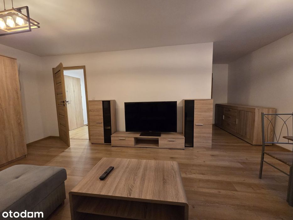 Urządzone mieszkanie parter blisko centrum