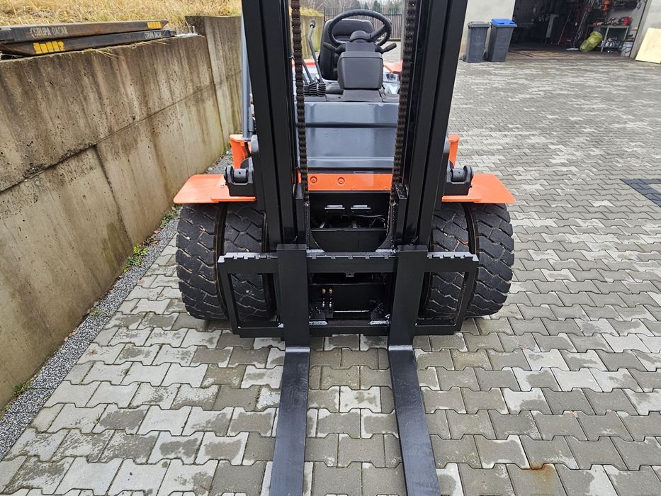 Wózek widłowy toyota 7fd40 4t terenowy 7fd45 4.5t