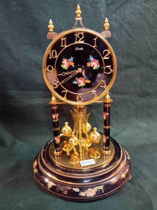 Relógio Mesa Kundo Pêndulo Rotativo Redoma