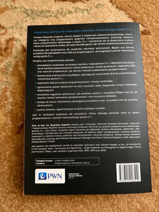 Programowanie w języku C++ wprowadzenie dla inżynierów