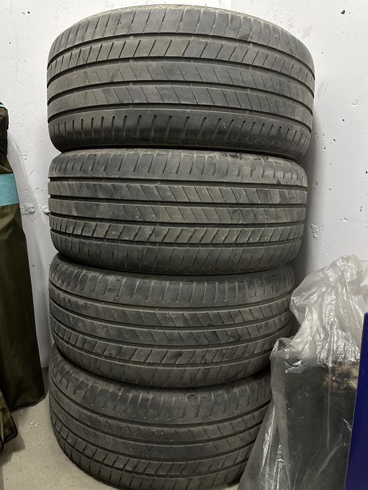 Шини Bridgestone 4 шт