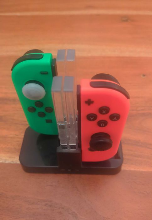 Nintendo Switch + Acessórios + cartão microSD 128 GB