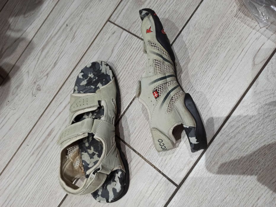 Buty/sandały ecco 39-40