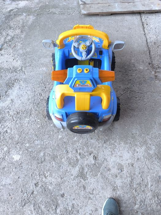 Carrinho de criança com bateria