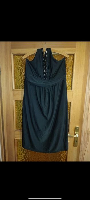 Wyszczuplająca sukienka Avon