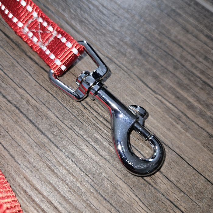 Поводок для животных 140 см со светоотражателем