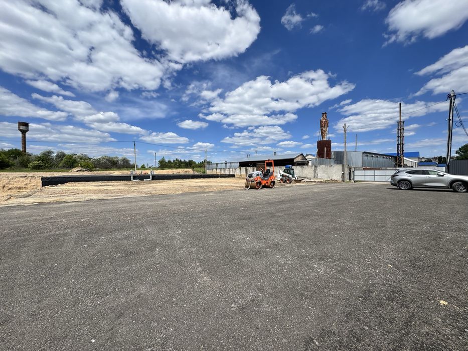 Боярка продаж 510 квм під землею та 35 соток