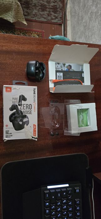 Наушникі JBL TUNE BEAM