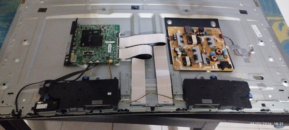 Samsung curvA  ue55mu6505u peças